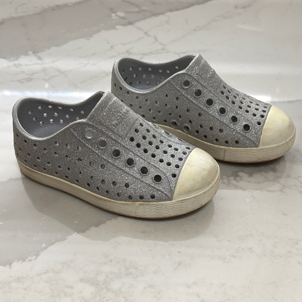 Native | Jefferson Slip-on | Silver Glitter | c7